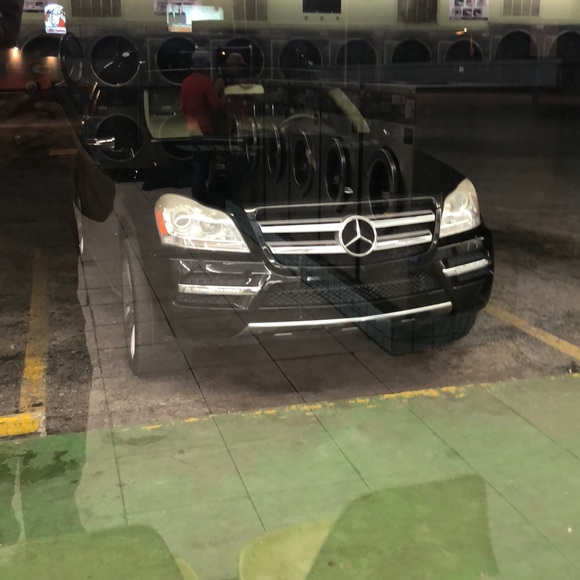 Meet your Posher, Claudio - Picture 1 of 1